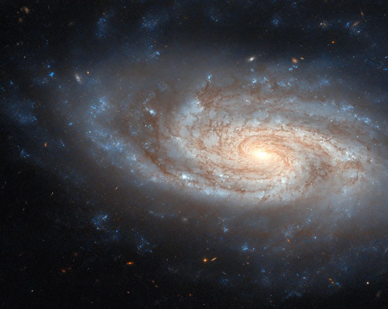 Galaksi NGC 3430